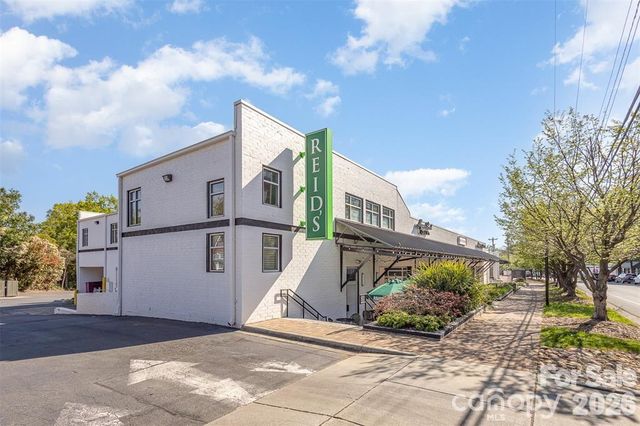 2990 Selwyn Avenue, Charlotte, NC 28209