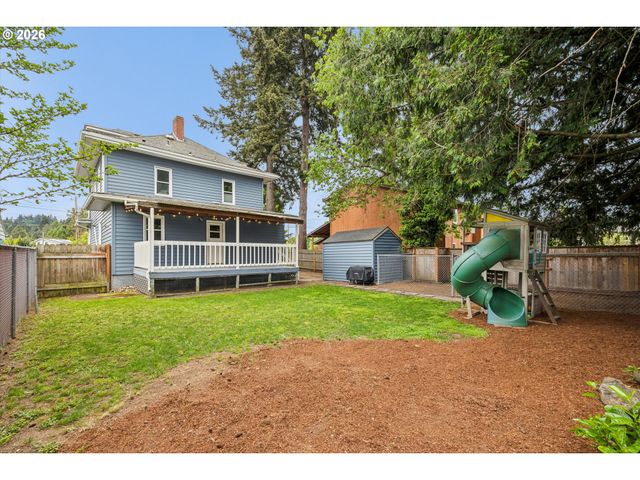 6111 Ne VERA St, Portland, OR 97213