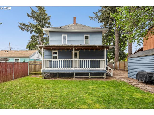 6111 Ne VERA St, Portland, OR 97213