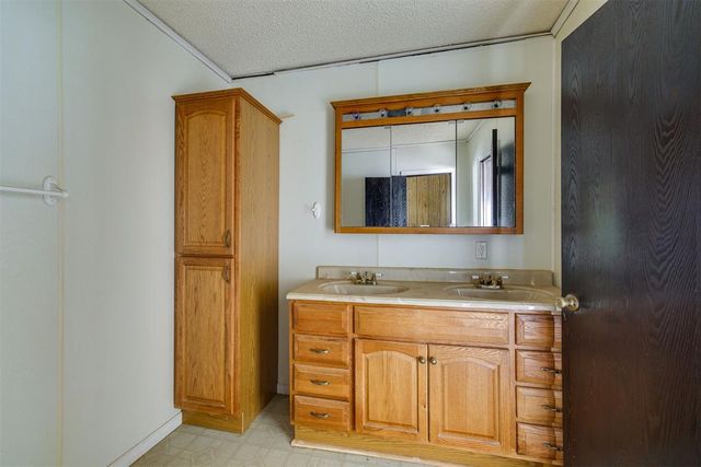 16266 NE 23rd Street, Choctaw, OK 73020