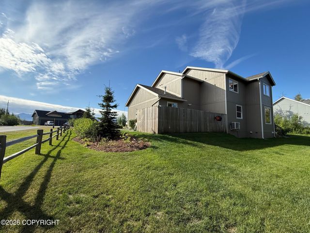7078 S Hayfield Road, Wasilla, AK 99623
