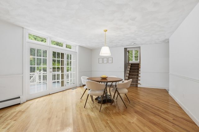 4 Farnham Circle, Andover, MA 01810