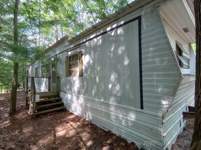 404 Lockwood Drive, Gladwin, MI 48624