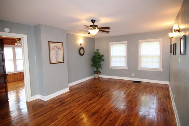 8119 S Main Street, Rockford, IL 61102