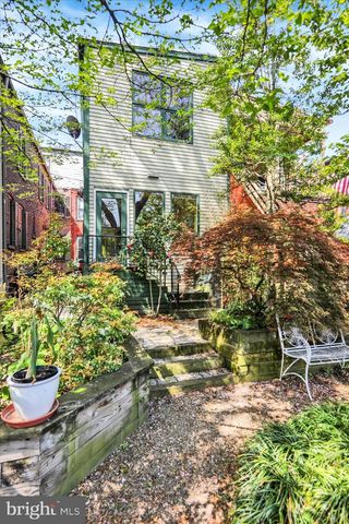 239 LANCASTER AVE, Lancaster, PA 17603