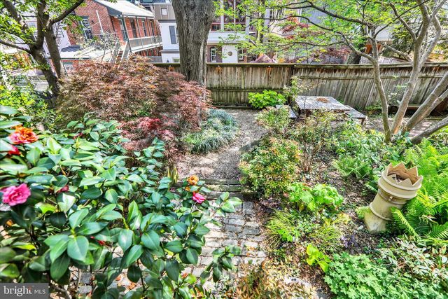 239 LANCASTER AVE, Lancaster, PA 17603