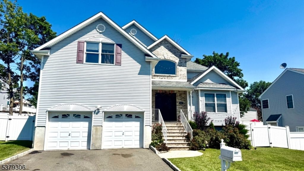 36 Fiume St, Woodbridge Twp., NJ 08830