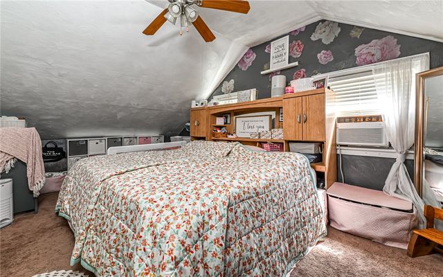 2201 Harbor, Spring Hill, PA 15212