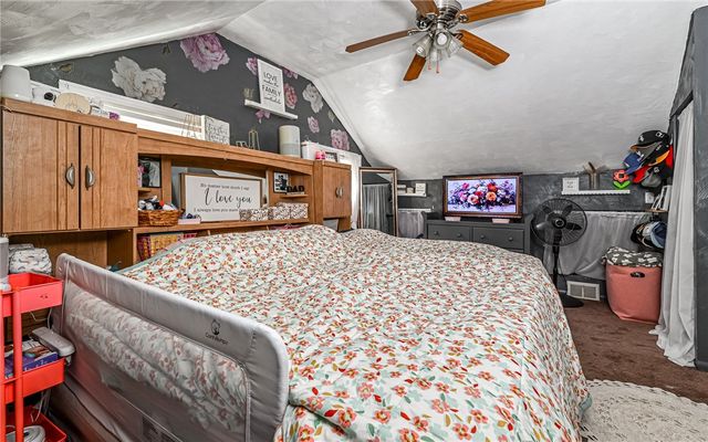 2201 Harbor, Spring Hill, PA 15212