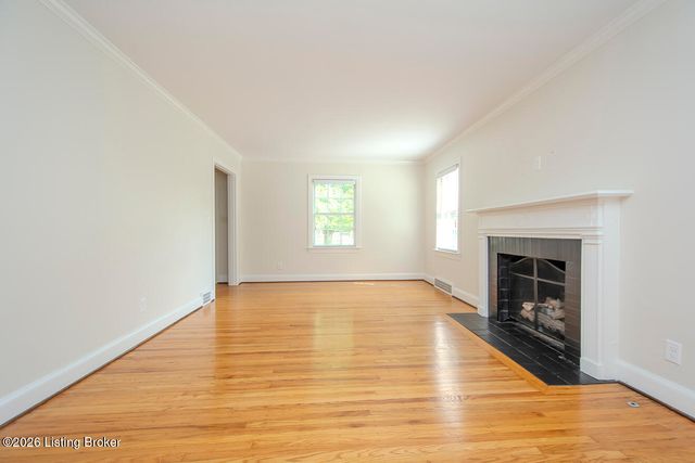 4029 Leland Rd, Louisville, KY 40207