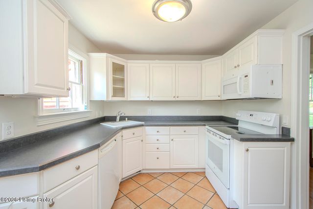 4029 Leland Rd, Louisville, KY 40207