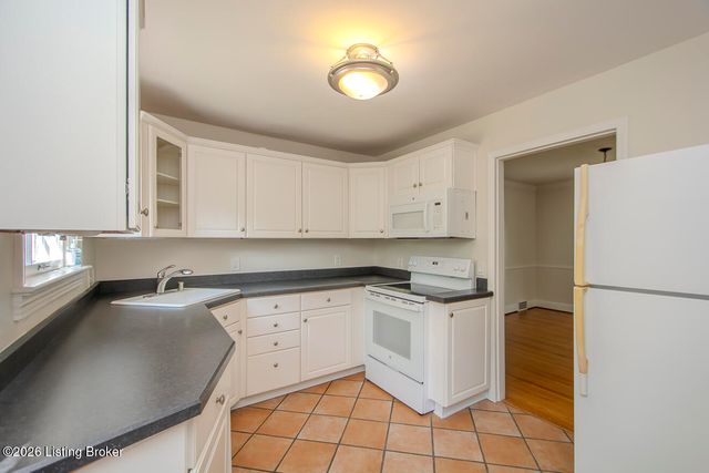 4029 Leland Rd, Louisville, KY 40207