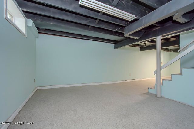 4029 Leland Rd, Louisville, KY 40207
