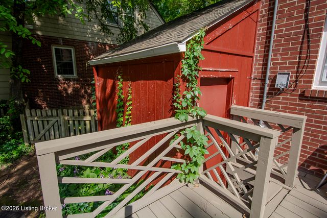4029 Leland Rd, Louisville, KY 40207
