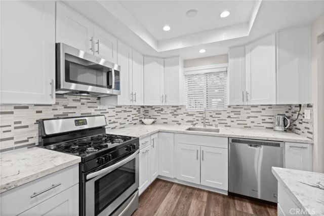 545 E Cypress F, Burbank, CA 91501