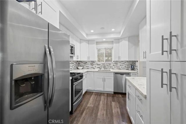 545 E Cypress F, Burbank, CA 91501