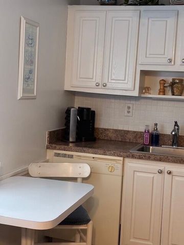 941 Flanders T, Delray Beach, FL 33484