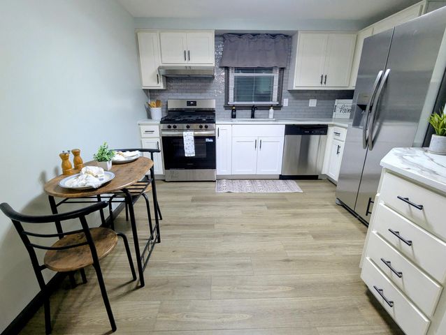 521 Ryan Road, Hebron, IN 46341