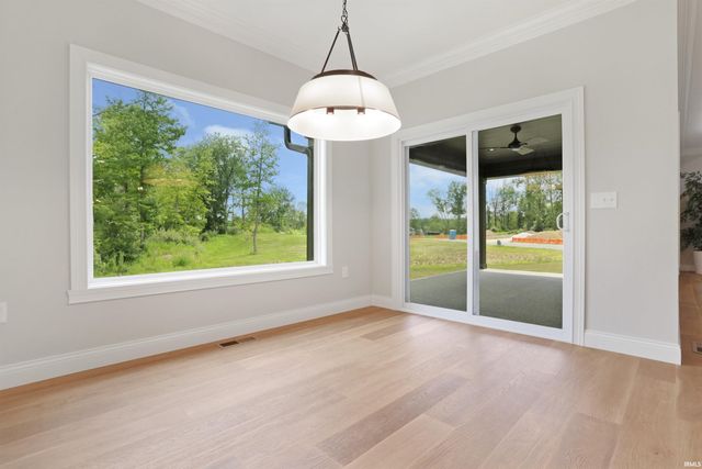 4092 Cottonwood Drive, Victoria Woods, IN 47601