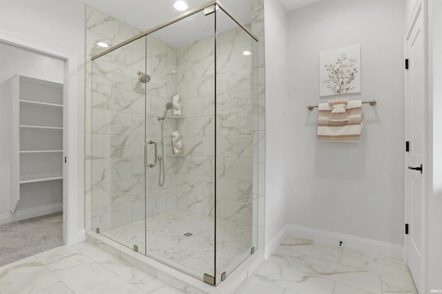 4092 Cottonwood Drive, Victoria Woods, IN 47601