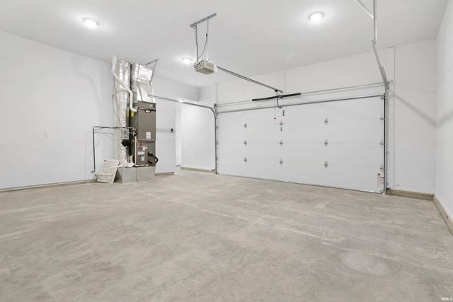 4092 Cottonwood Drive, Victoria Woods, IN 47601