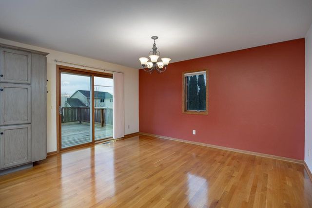 733 Valley View Drive, Stoughton, WI 53589