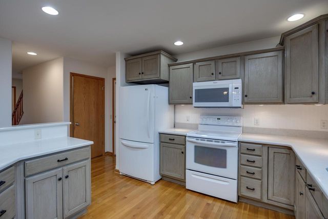 733 Valley View Drive, Stoughton, WI 53589