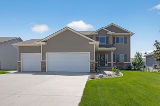 713 SW Springfield Drive, Ankeny, IA 50023