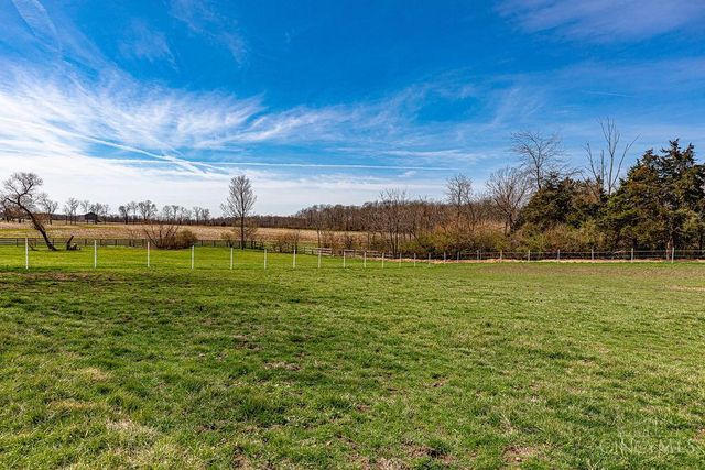 8631 Preble County Line Road, Gratis Twp, OH 45327