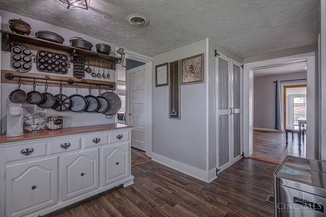 8631 Preble County Line Road, Gratis Twp, OH 45327