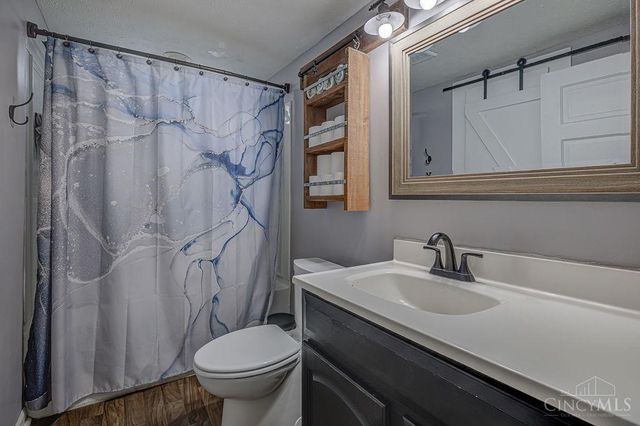 8631 Preble County Line Road, Gratis Twp, OH 45327