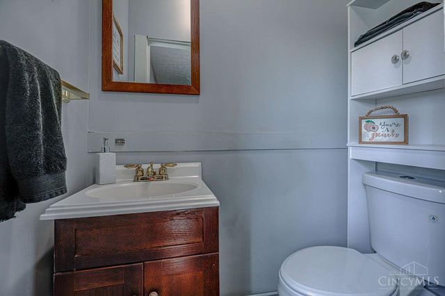 8631 Preble County Line Road, Gratis Twp, OH 45327