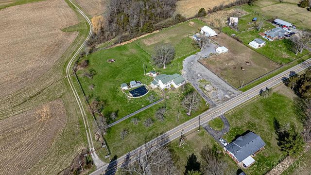 8631 Preble County Line Road, Gratis Twp, OH 45327