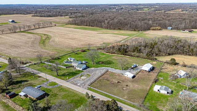 8631 Preble County Line Road, Gratis Twp, OH 45327