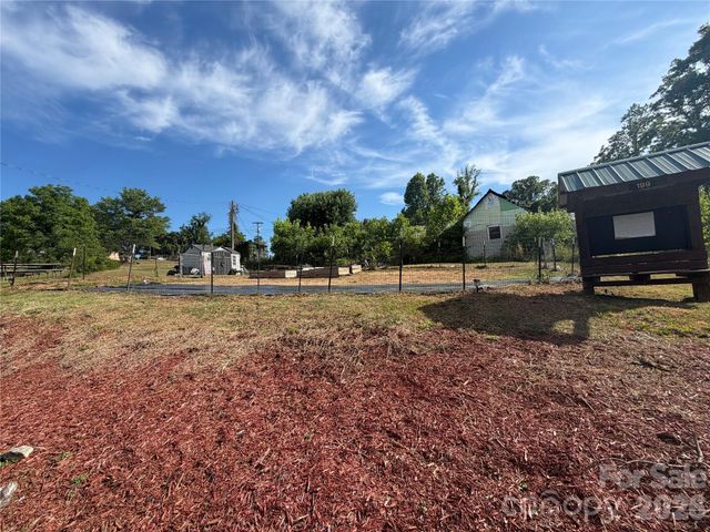 171 Ridley Street, Marion, NC 28752