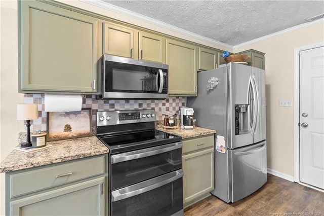 116 Woodbine Drive, Raeford, NC 28376