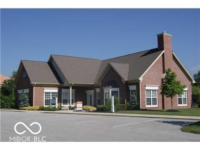 1631 Lacebark Drive J, Greenwood, IN 46143