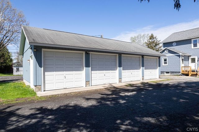 7195 Lakeshore Road, Cicero, NY 13039