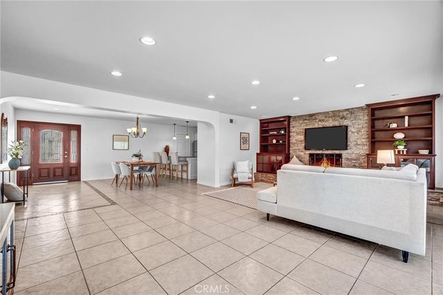 404 Juniper, Brea, CA 92821