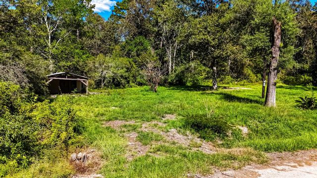 241 County Road 2221, Cleveland, TX 77327