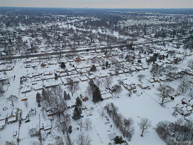 14949 Taylor Boulevard, Livonia, MI 48154