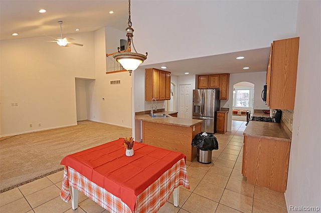 14949 Taylor Boulevard, Livonia, MI 48154