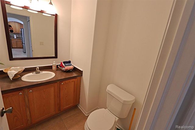 14949 Taylor Boulevard, Livonia, MI 48154