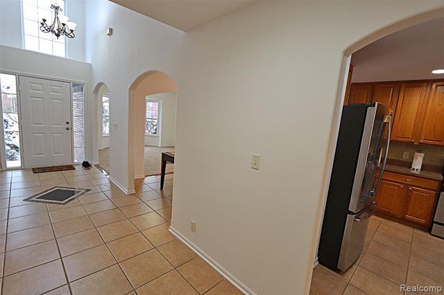 14949 Taylor Boulevard, Livonia, MI 48154