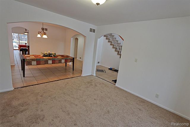 14949 Taylor Boulevard, Livonia, MI 48154