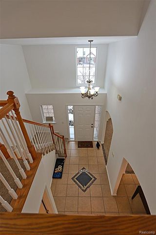 14949 Taylor Boulevard, Livonia, MI 48154