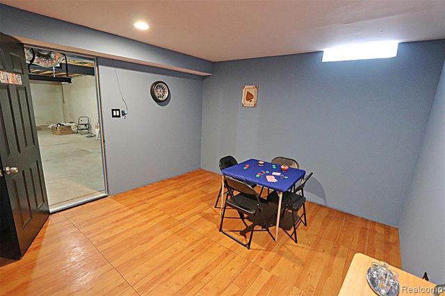 14949 Taylor Boulevard, Livonia, MI 48154