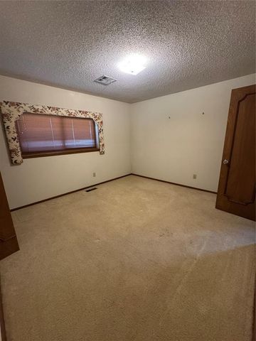 4812 NW 70th Street, Oklahoma City, OK 73132