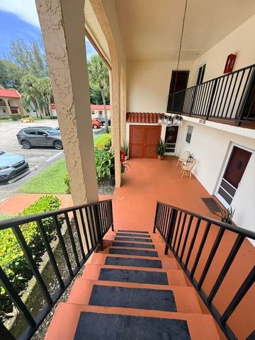 230 Lake Dora Drive 230, West Palm Beach, FL 33411