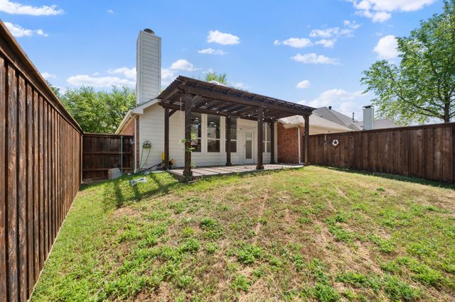 2020 Piedmont Drive, Lewisville, TX 75067